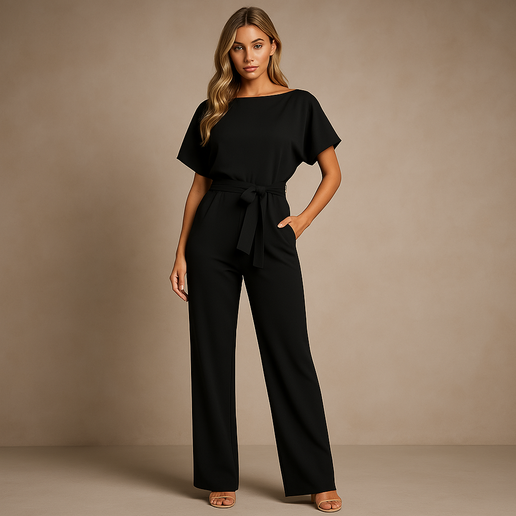 Women’s casual-chic jumpsuit with elegant tailored fit, ideal for brunch, casual days out or evening events