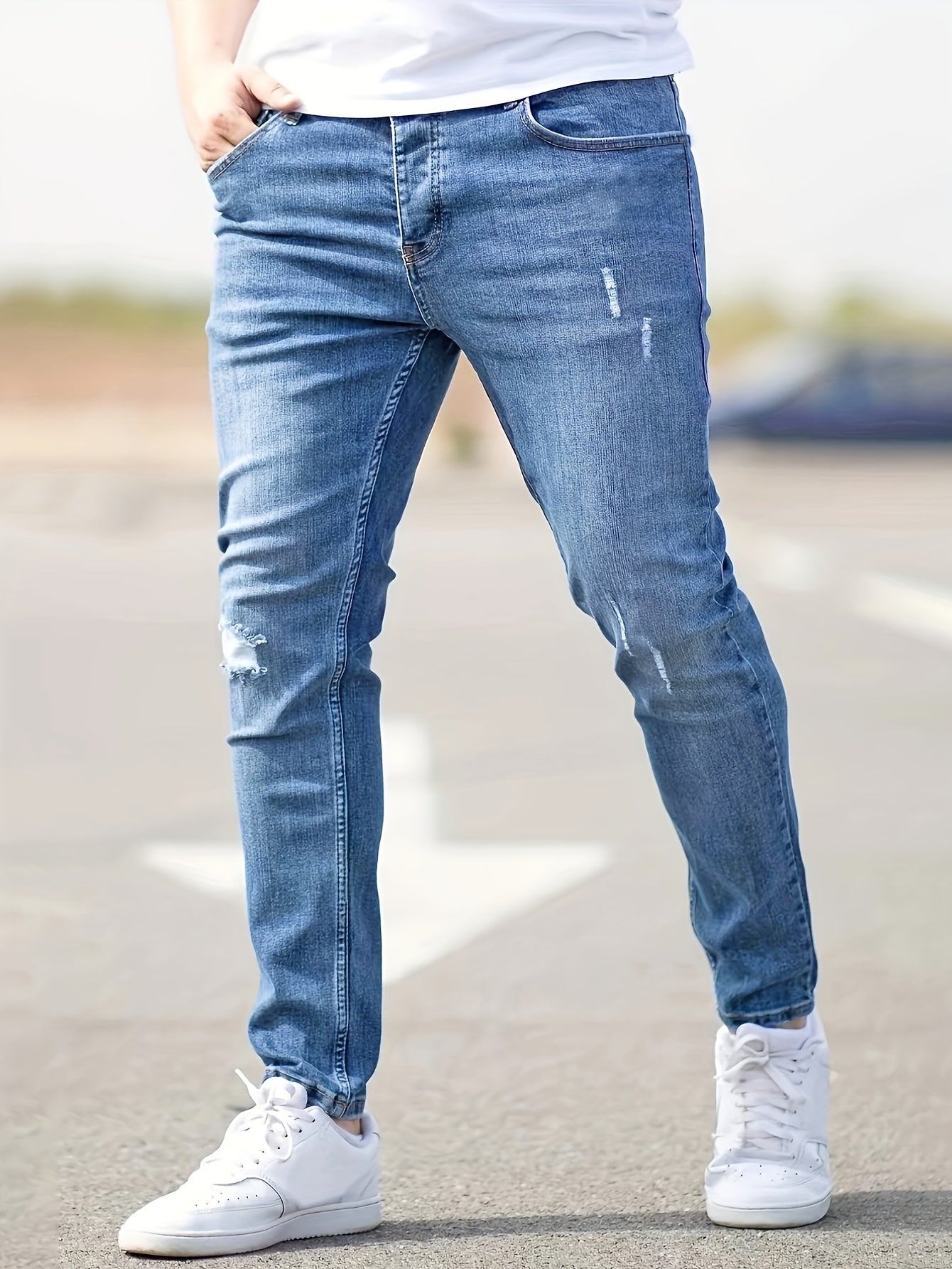 Slim Fit Ripped Denim Jeans - Style and Comfort