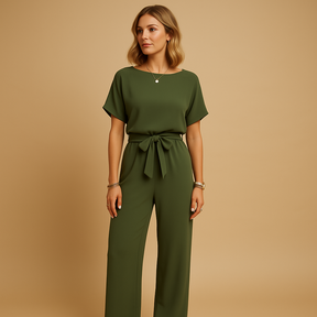 Women’s formal jumpsuit with flowing sleeves and tailored fit, ideal for galas, weddings, and elegant evening occasions