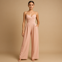 Women’s summer jumpsuit with flattering fit and adjustable straps, ideal for garden parties, casual outings and seasonal events