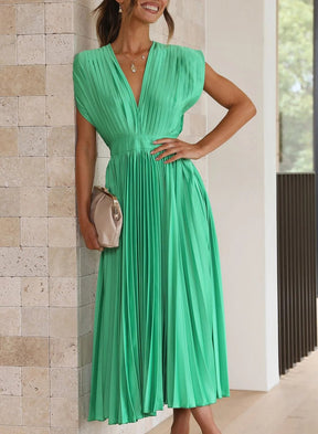 Timeless Maxi Dress - Elegant and Versatile