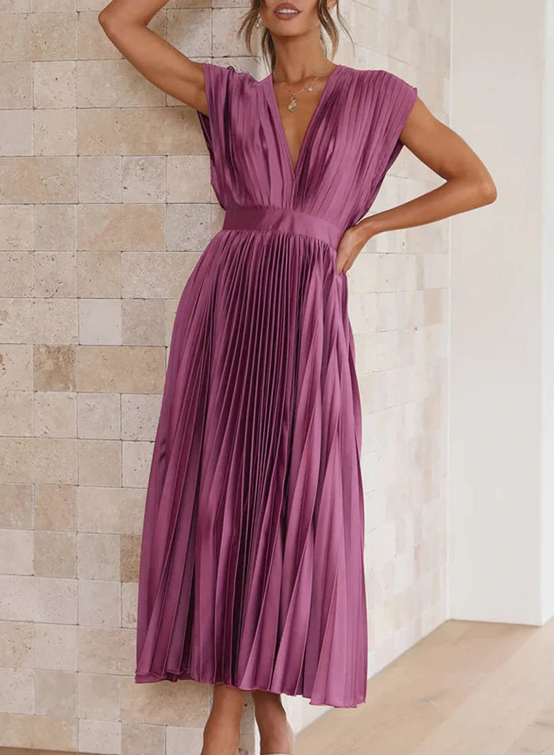 Timeless Maxi Dress - Elegant and Versatile