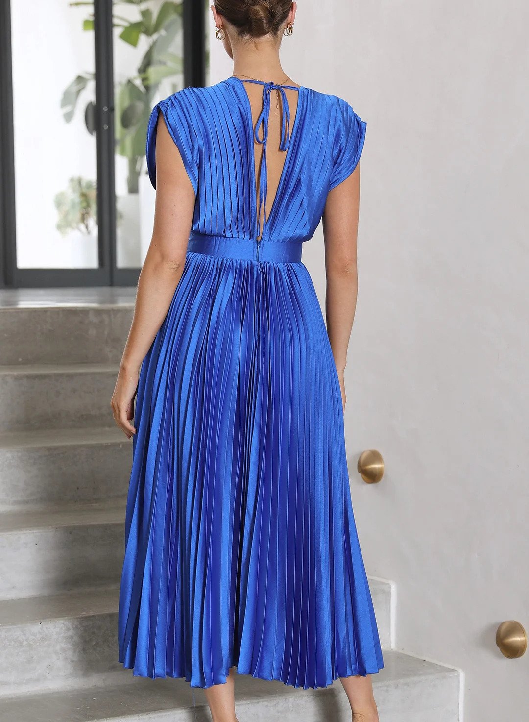 Timeless Maxi Dress - Elegant and Versatile