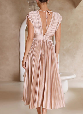 Timeless Maxi Dress - Elegant and Versatile