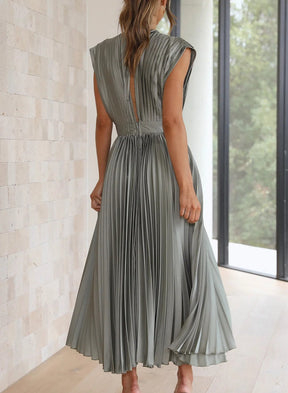 Timeless Maxi Dress - Elegant and Versatile